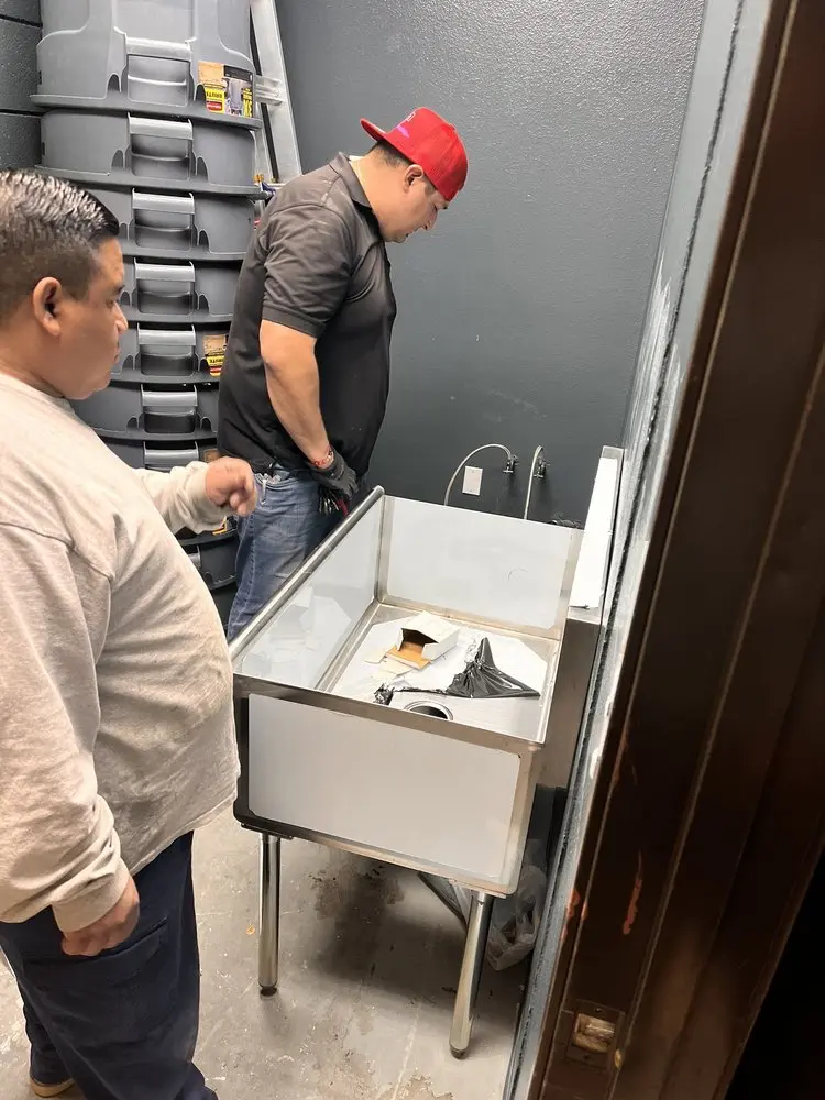 Commercial plumbing and sink installation in Chnak'wa'qn Breaks